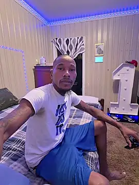KingDerRico online show from August 6, 10:33 pm