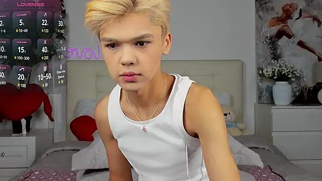 Snapshot of Felix_Rey chatting on February 12, 5:48 pm Felix Rey online show from February 12, 5:48 pm