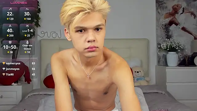 Snapshot of Felix_Rey chatting on February 14, 5:03 pm Felix Rey online show from February 14, 5:03 pm