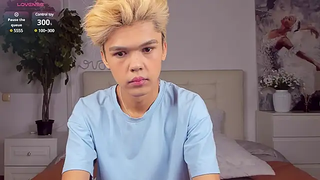 Snapshot of Felix_Rey chatting on March 2, 4:32 pm Felix Rey online show from March 2, 4:32 pm