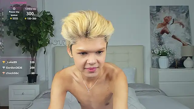 Snapshot of Felix_Rey chatting on March 10, 1:45 am Felix Rey online show from March 10, 1:45 am