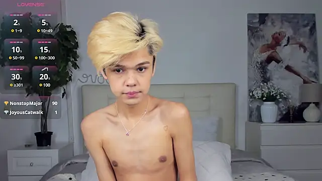 Snapshot of Felix_Rey chatting on March 20, 10:40 pm Felix Rey online show from March 20, 10:40 pm