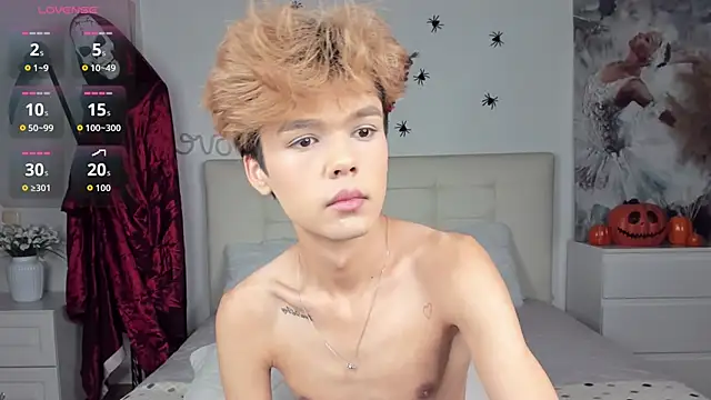 Snapshot of Felix_Rey chatting on October 25, 6:24 pm Felix Rey online show from October 25, 6:24 pm