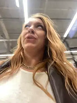 Sweet   Emily online show from December 28, 10:55 pm