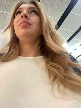 Sweet   Emily online show from January 29, 2:10 pm