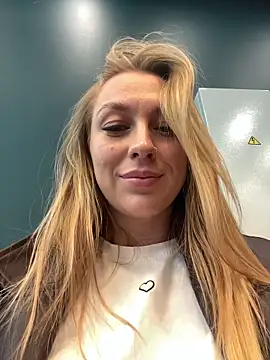 Sweet   Emily online show from October 3, 1:52 pm