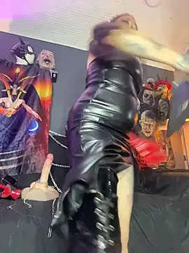 MorganaCrowley online show from December 14, 11:59 am