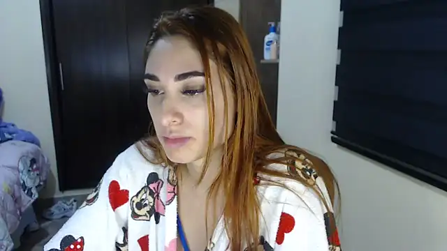 Snapshot of Amy_Walker chatting on December 12, 11:03 pm Amy Walker online show from December 12, 11:03 pm