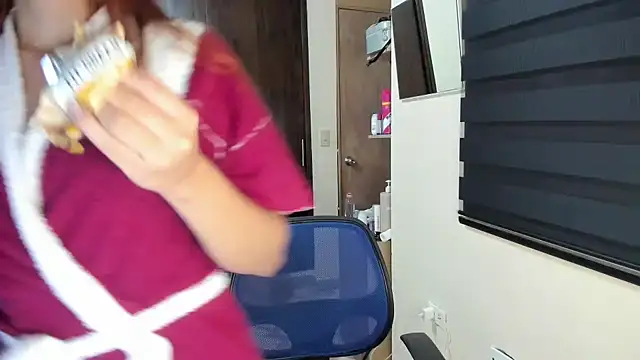 Amy Walker online show from January 16, 7:07 pm