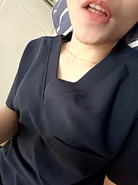2 sex online show from May 4, 4:30 am
