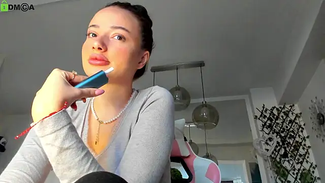 IreneVON online show from April 27, 3:48 am