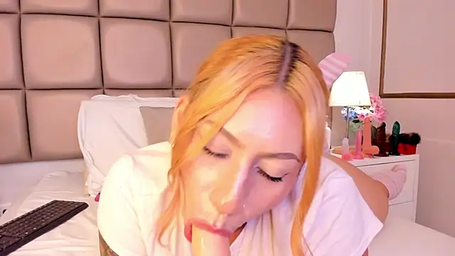 Emily robertss online show from January 12, 1:11 am
