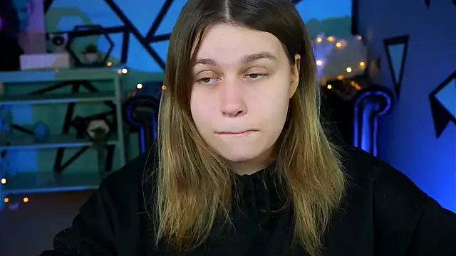 FioraMarmoris online show from January 3, 5:17 am