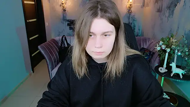 FioraMarmoris online show from January 16, 12:09 pm