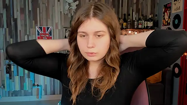 FioraMarmoris online show from November 27, 1:13 pm