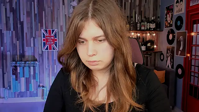 FioraMarmoris online show from November 28, 1:03 pm