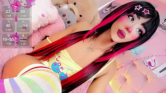 Cute Roxxy online show from April 17, 3:04 pm