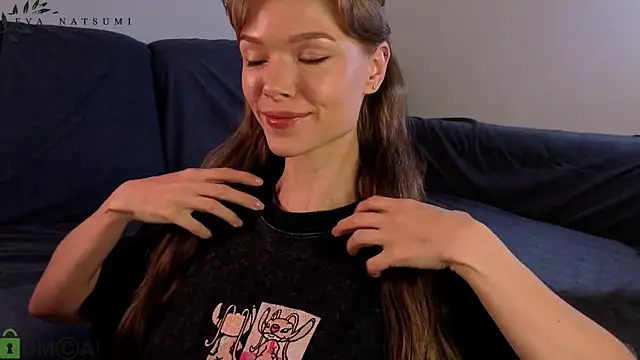 Eva Natsumi online show from October 20, 4:40 pm