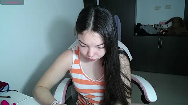 venelope1 online show from May 13, 3:04 am