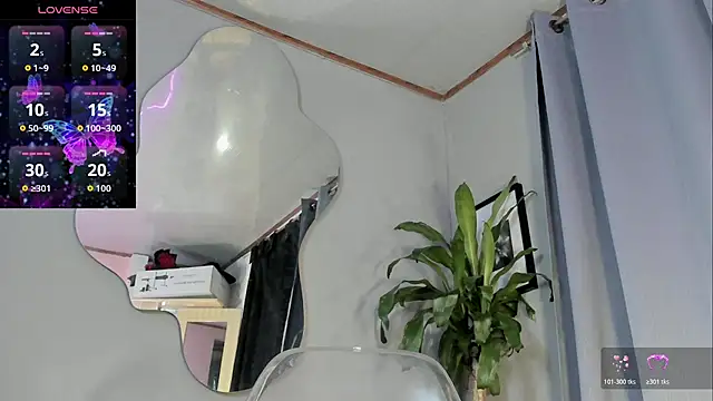 Snapshot of angeli_sexi chatting on November 1, 2:13 am angeli sexi online show from November 1, 2:13 am