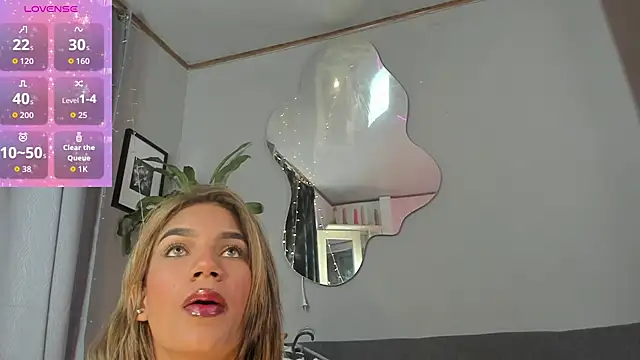 Snapshot of angeli_sexi chatting on December 4, 12:09 am angeli sexi online show from December 4, 12:09 am