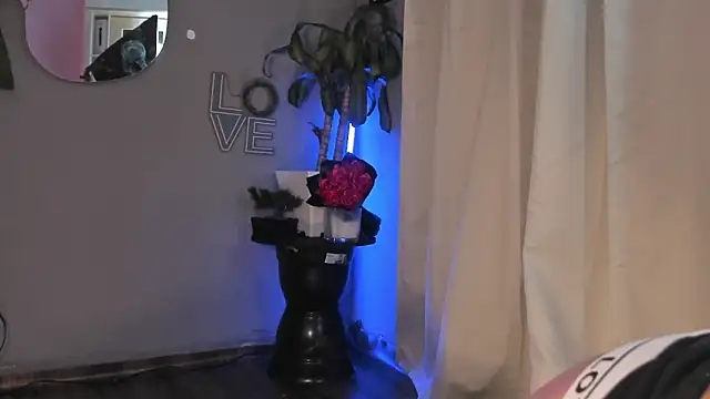 Snapshot of angeli_sexi chatting on February 19, 1:12 am angeli sexi online show from February 19, 1:12 am