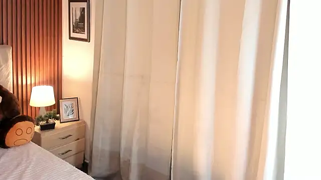 Snapshot of angeli_sexi chatting on March 20, 12:15 am angeli sexi online show from March 20, 12:15 am