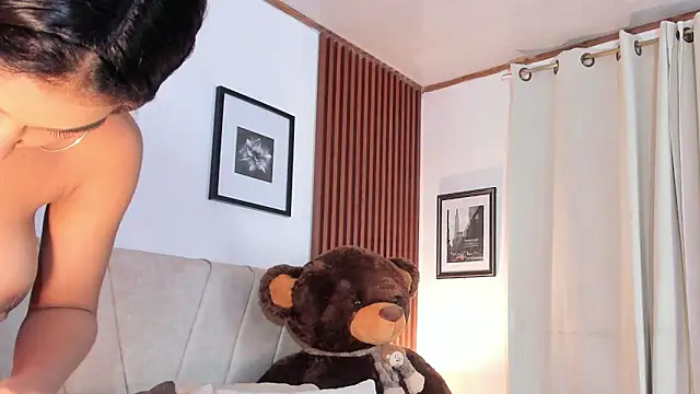 Snapshot of angeli_sexi chatting on April 2, 1:36 am angeli sexi online show from April 2, 1:36 am