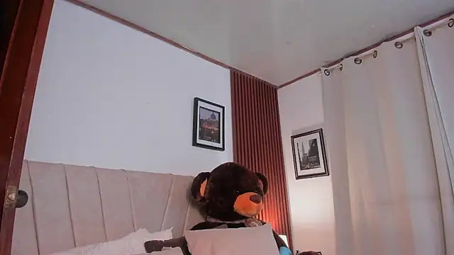 angeli sexi online show from May 7, 1:22 am