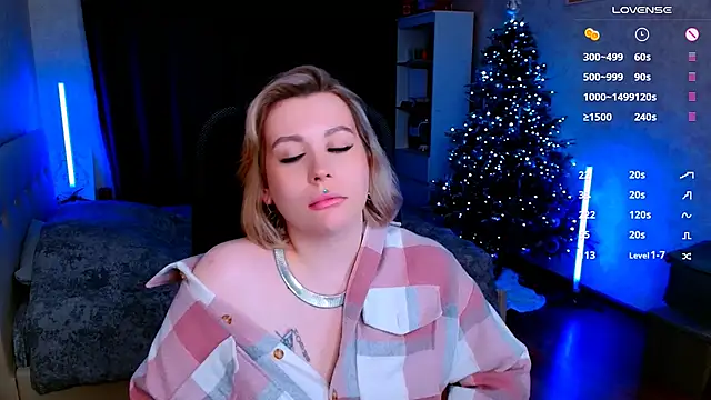 Snapshot of Blueberry-baby chatting on January 29, 12:01 am Blueberry-baby online show from January 29, 12:01 am