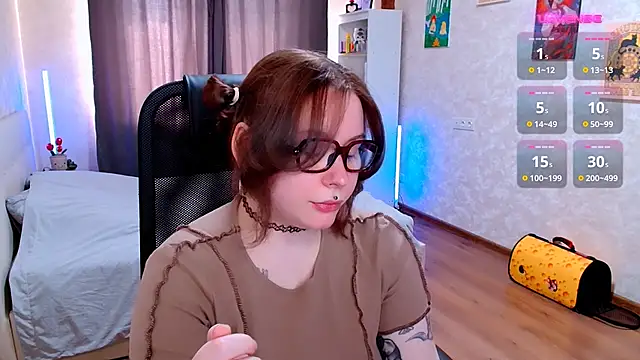 Snapshot of Blueberry-baby chatting on June 30, 9:54 am Blueberry-baby online show from June 30, 9:54 am