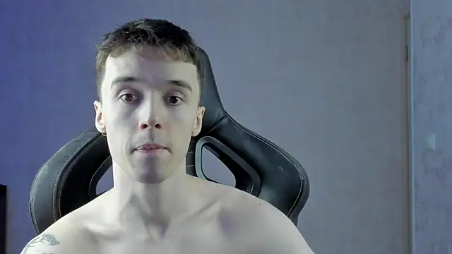 MasonWarholl online show from March 20, 8:25 pm