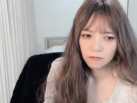 Snapshot of miyababytw chatting on March 21, 5:27 pm miyababytw online show from March 21, 5:27 pm