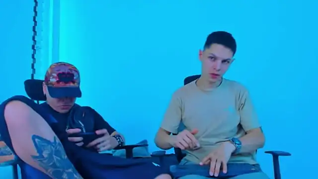 HOT boy2025 online show from November 8, 12:55 am