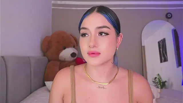 AnnyHizzle online show from October 3, 1:35 am