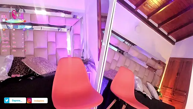 Snapshot of Dapnne_ chatting on September 30, 1:27 pm Dapnne online show from September 30, 1:27 pm