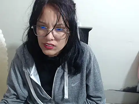 home vlak online show from October 6, 4:48 pm