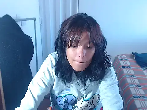 home vlak online show from February 22, 5:33 pm