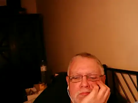 100Tauros online show from October 5, 9:45 pm