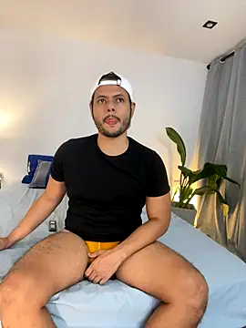 Snapshot of Nate_Ocean chatting on December 21, 3:13 am Nate Ocean online show from December 21, 3:13 am