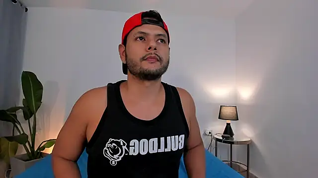 Snapshot of Nate_Ocean chatting on January 10, 3:19 am Nate Ocean online show from January 10, 3:19 am