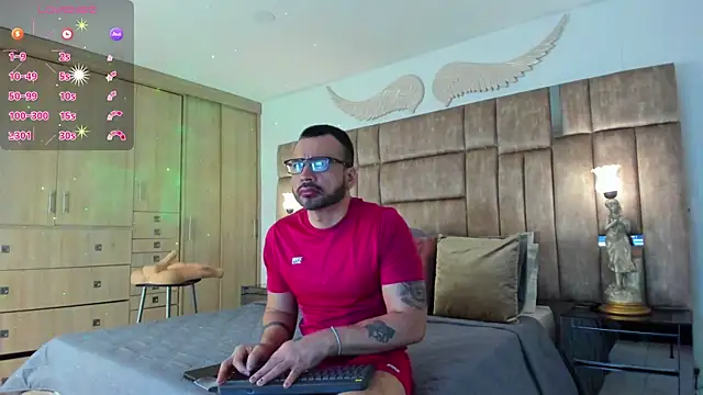 petterwilly1 online show from October 16, 3:13 pm