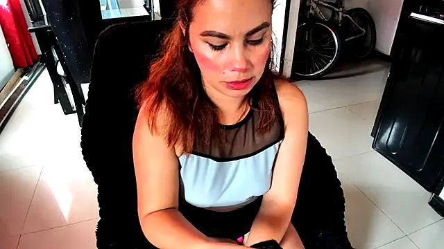 gigi stephans online show from February 20, 6:35 pm