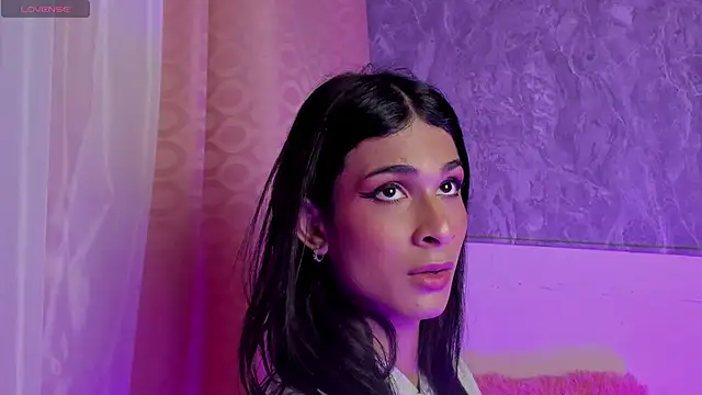 Mara friendboy699 online show from December 12, 7:59 pm