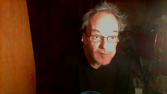 nice6incs online show from May 9, 10:15 pm
