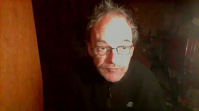 nice6incs online show from May 11, 10:18 pm