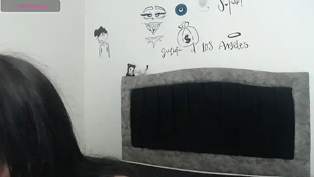 Julieta De Los Angeles online show from March 4, 10:49 pm