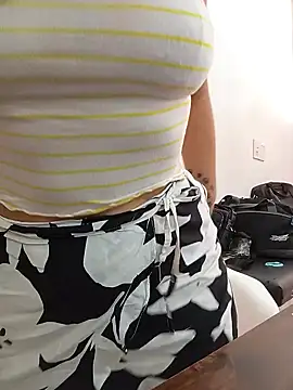 XGabrielaXX online show from December 17, 8:26 pm