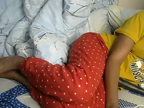 StacyGee24 online show from November 5, 10:32 pm