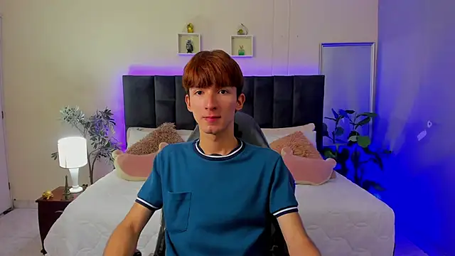 Snapshot of Jake_evans chatting on April 28, 1:49 pm Jake evans online show from April 28, 1:49 pm